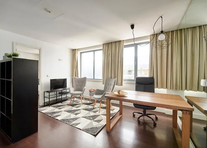 Modern Marques 公寓 *