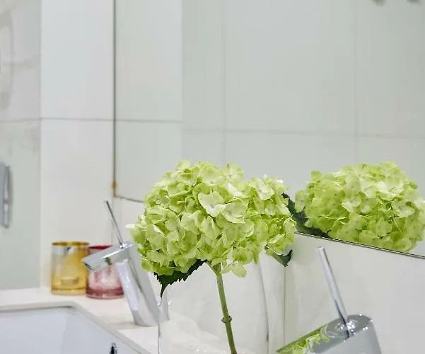 Modern Marques 公寓 *