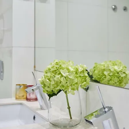 Modern Marques Apartman *